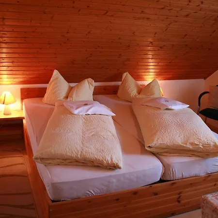 Haus Butz Konukevi 3*